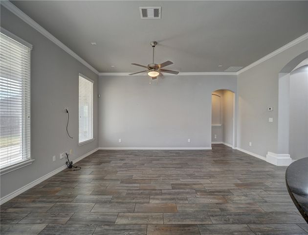 7826 Fort Griffen Dr, Corpus Christi, TX 78414