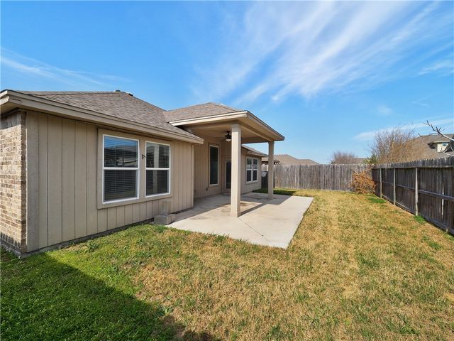 7826 Fort Griffen Dr, Corpus Christi, TX 78414