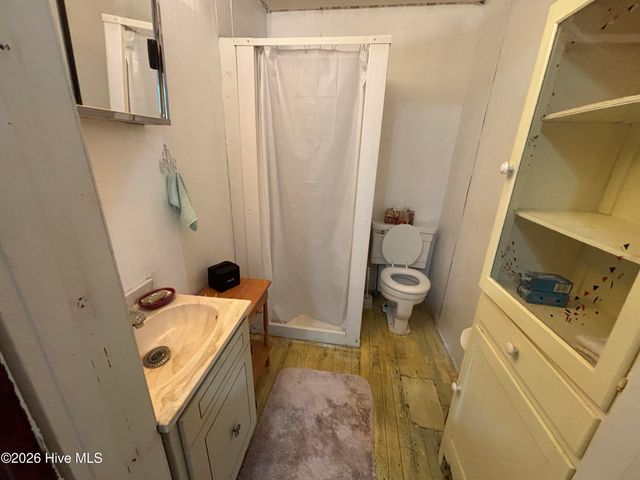 3260 Herrings Chapel Road, Burgaw, NC 28425