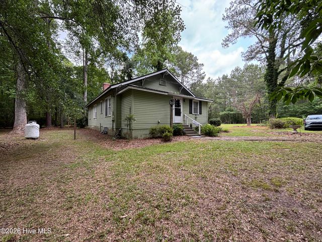 3260 Herrings Chapel Road, Burgaw, NC 28425