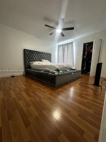 14952 SW 75th Ter, Miami, FL 33193