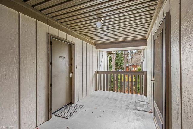 2250 Sunderland Road 29B, Winston-salem, NC 27103