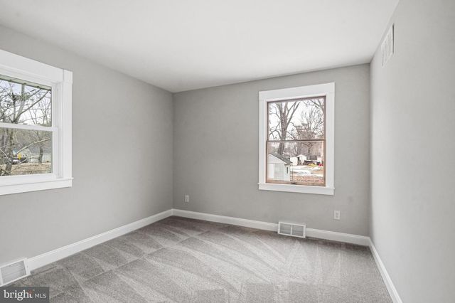 2356 WEYMOUTH RD, Newfield, NJ 08344