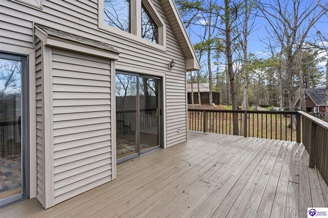 122 Pineland Lane, Brandenburg, KY 40108