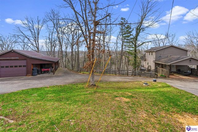 122 Pineland Lane, Brandenburg, KY 40108