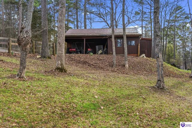 122 Pineland Lane, Brandenburg, KY 40108