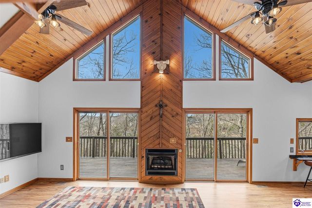 122 Pineland Lane, Brandenburg, KY 40108