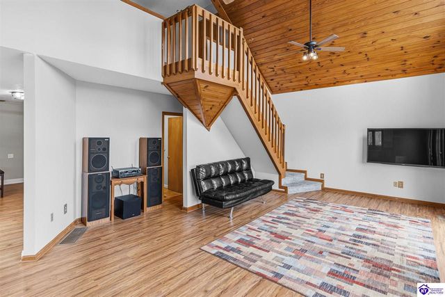 122 Pineland Lane, Brandenburg, KY 40108