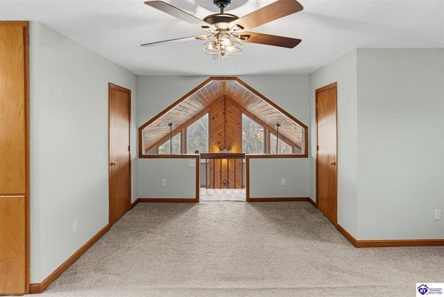 122 Pineland Lane, Brandenburg, KY 40108