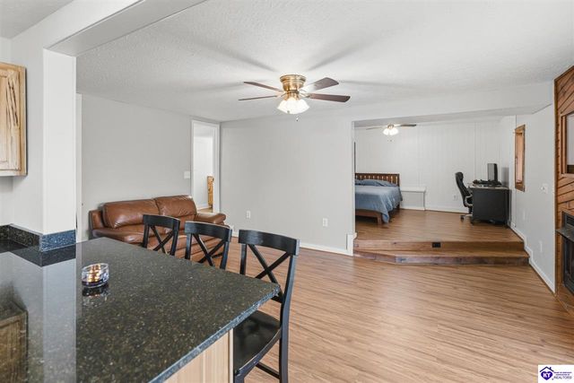 122 Pineland Lane, Brandenburg, KY 40108