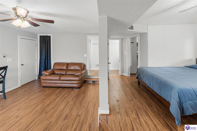 122 Pineland Lane, Brandenburg, KY 40108