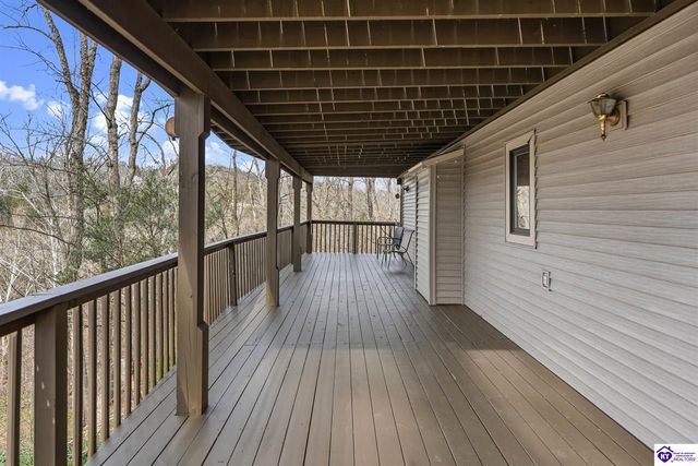 122 Pineland Lane, Brandenburg, KY 40108