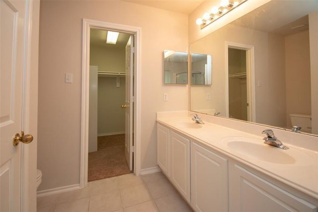 6043 Pennworth Lane, Houston, TX 77084
