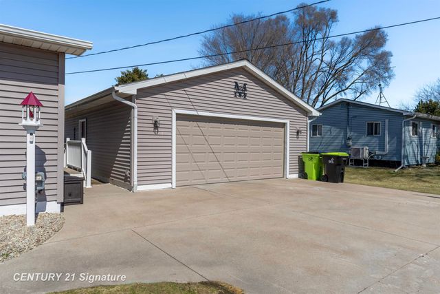 1600 Hotchkiss Road, Williams Twp, MI 48623