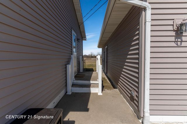1600 Hotchkiss Road, Williams Twp, MI 48623
