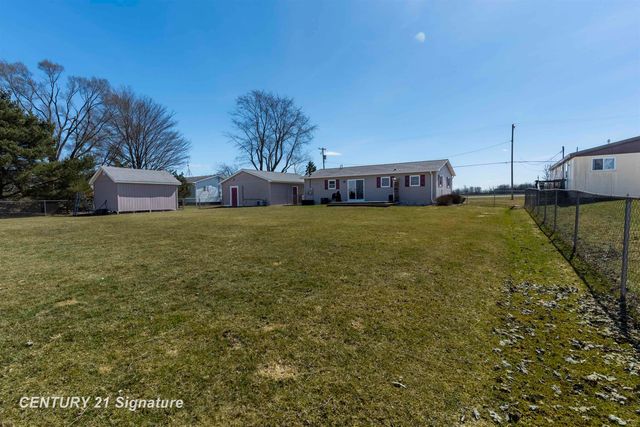 1600 Hotchkiss Road, Williams Twp, MI 48623