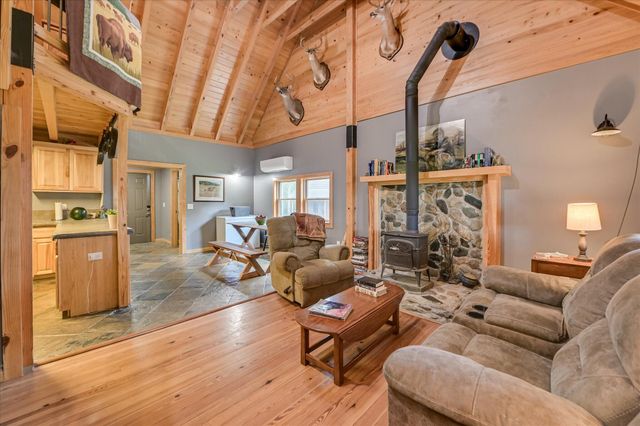 196 Brodie Hall Road, Wagener, SC 29164
