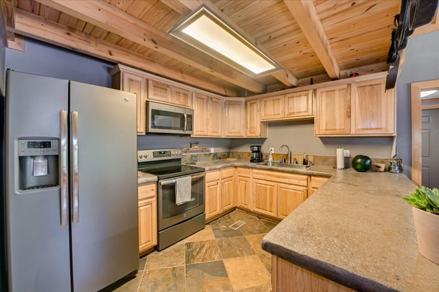 196 Brodie Hall Road, Wagener, SC 29164