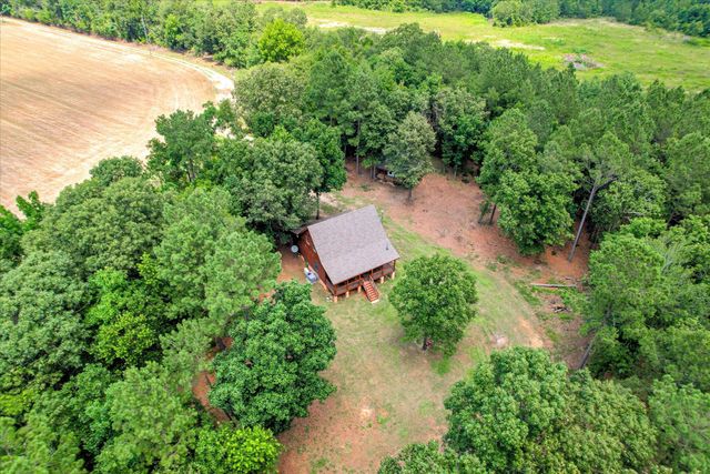 196 Brodie Hall Road, Wagener, SC 29164