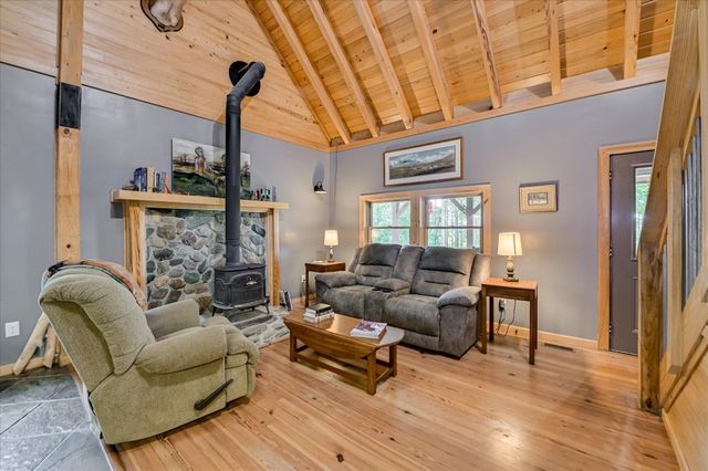 196 Brodie Hall Road, Wagener, SC 29164