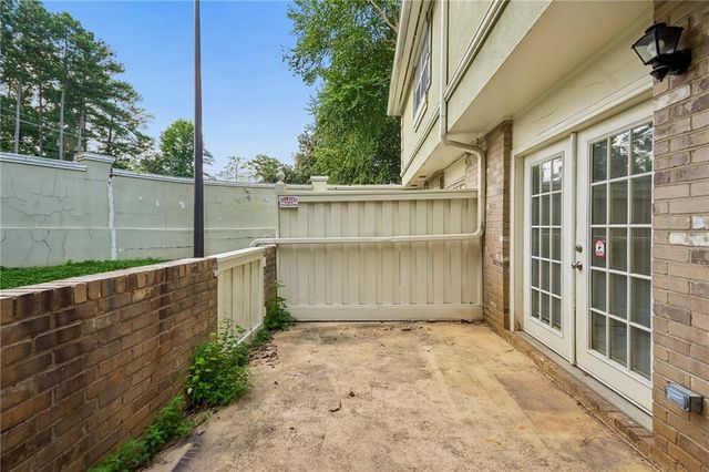 6900 Roswell Road B5, Sandy Springs, GA 30328