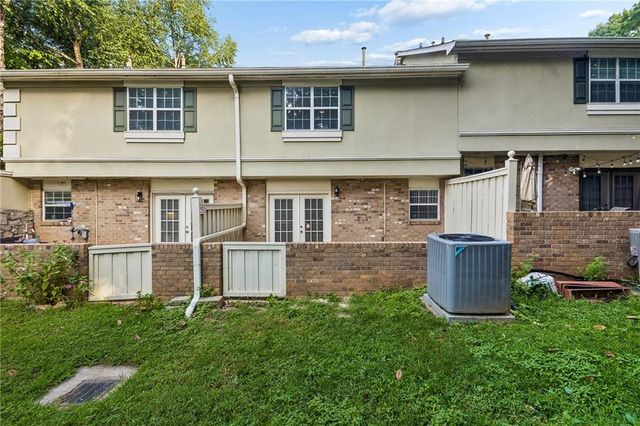 6900 Roswell Road B5, Sandy Springs, GA 30328