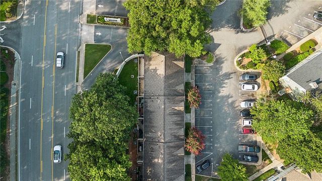 6900 Roswell Road B5, Sandy Springs, GA 30328