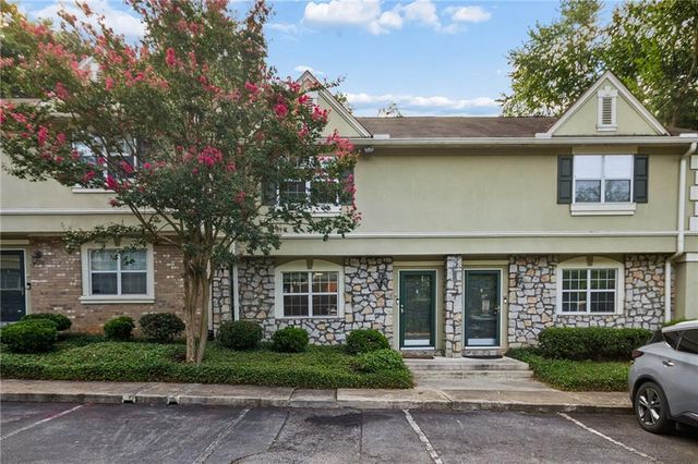 6900 Roswell Road B5, Sandy Springs, GA 30328
