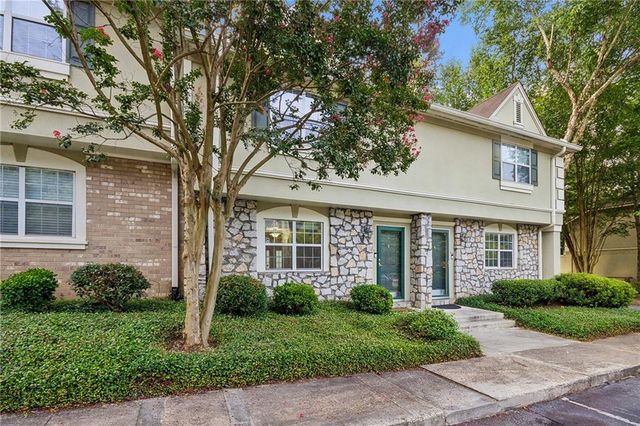 6900 Roswell Road B5, Sandy Springs, GA 30328