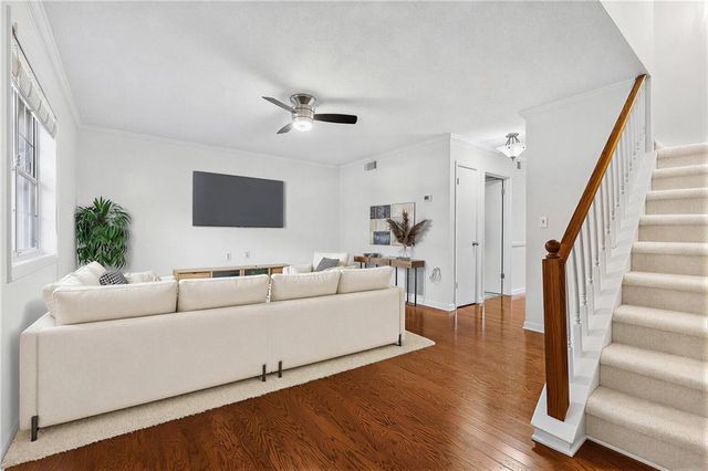 6900 Roswell Road B5, Sandy Springs, GA 30328