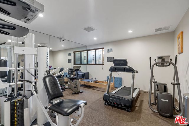 325 N Oakhurst Drive 203, Beverly Hills, CA 90210