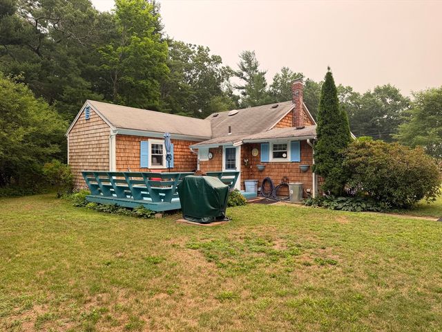16 Vine Street, Duxbury, MA 02332