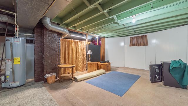 401 E Street, La Porte, IN 46350