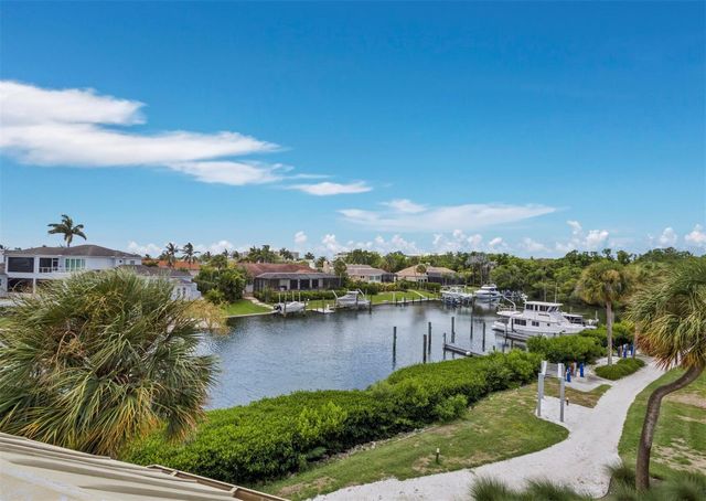 1906 HARBOURSIDE DRIVE 304, Longboat Key, FL 34228
