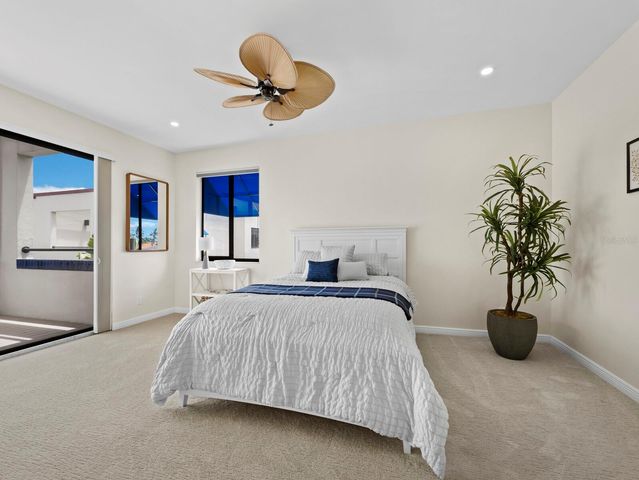 1906 HARBOURSIDE DRIVE 304, Longboat Key, FL 34228