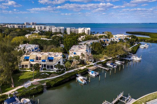 1906 HARBOURSIDE DRIVE 304, Longboat Key, FL 34228