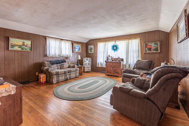 42 Wheeler Drive, Enfield, CT 06082