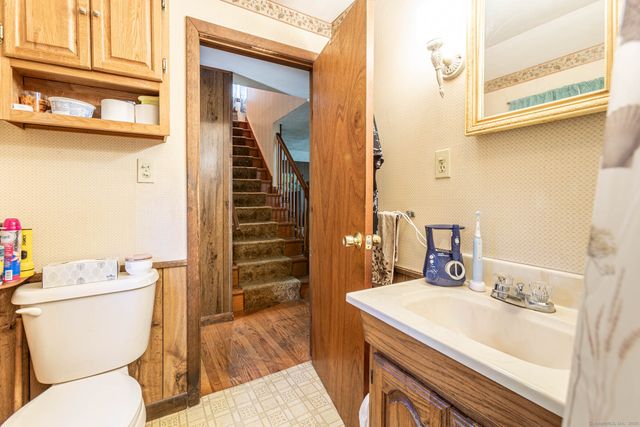 42 Wheeler Drive, Enfield, CT 06082