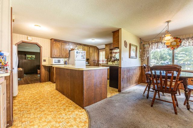 42 Wheeler Drive, Enfield, CT 06082