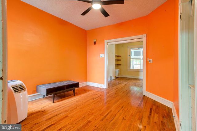 231 E SYDNEY ST, Philadelphia, PA 19119