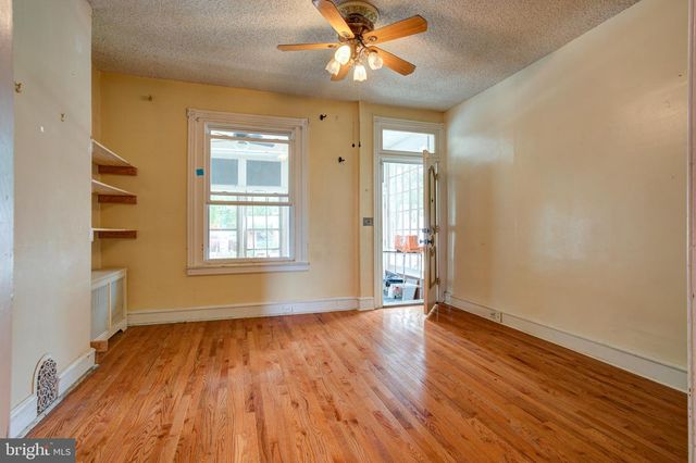 231 E SYDNEY ST, Philadelphia, PA 19119