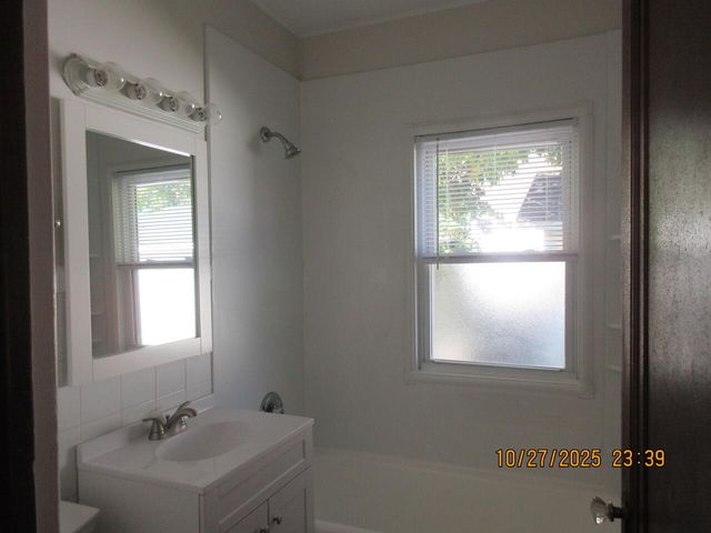 812 S Lake Park Avenue, Hobart, IN 46342