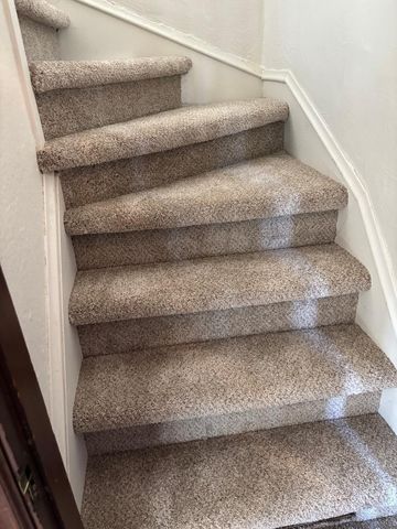 812 S Lake Park Avenue, Hobart, IN 46342