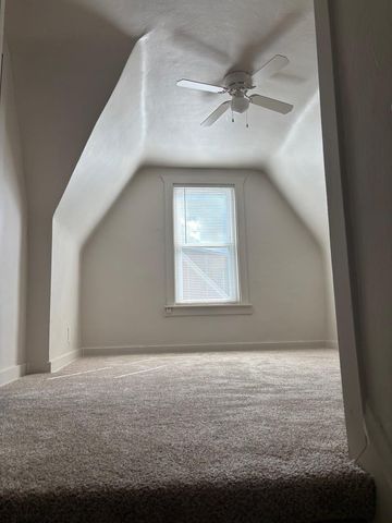 812 S Lake Park Avenue, Hobart, IN 46342