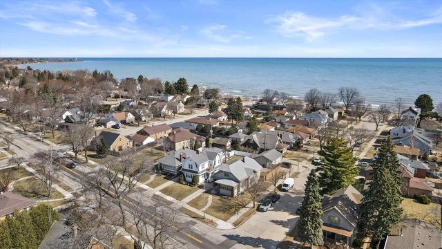 2707 N Main STREET, Racine, WI 53402