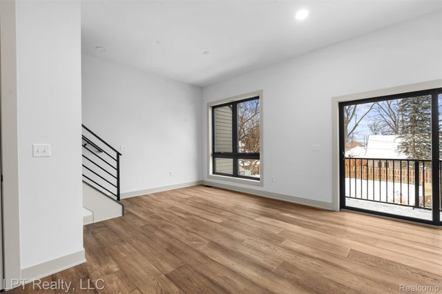 525 Walnut Street, Brighton, MI 48116