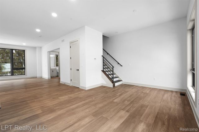 525 Walnut Street, Brighton, MI 48116