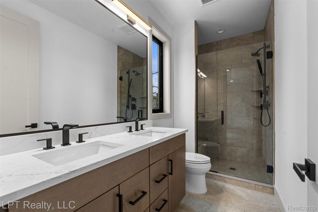 525 Walnut Street, Brighton, MI 48116