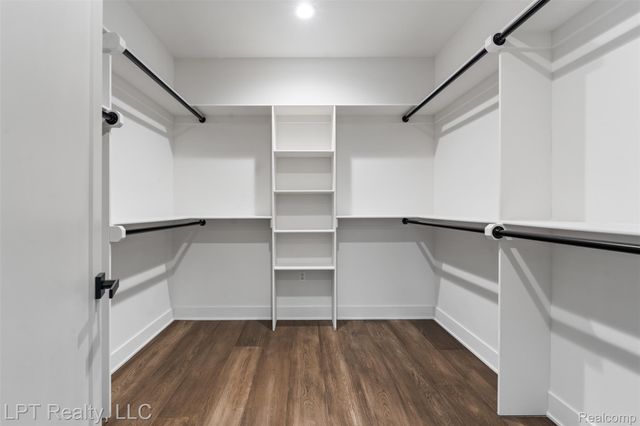 525 Walnut Street, Brighton, MI 48116