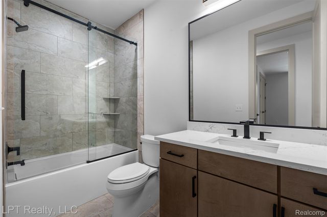 525 Walnut Street, Brighton, MI 48116